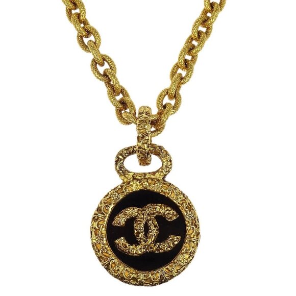 Chanel Medallion Gold Chain Pendant Necklace 93A 196464 - Picture 4 of 4